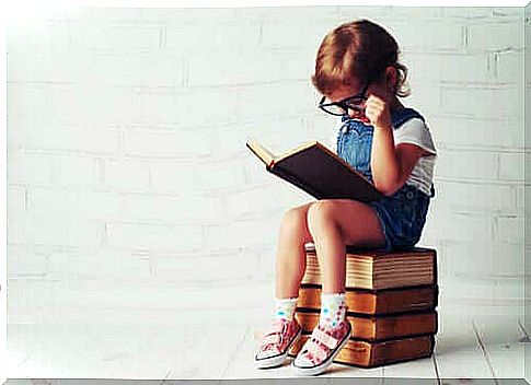 How Family Reading Contributes to Children's Reading Comprehension