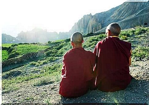 The Tibetan monks - enjoy the view